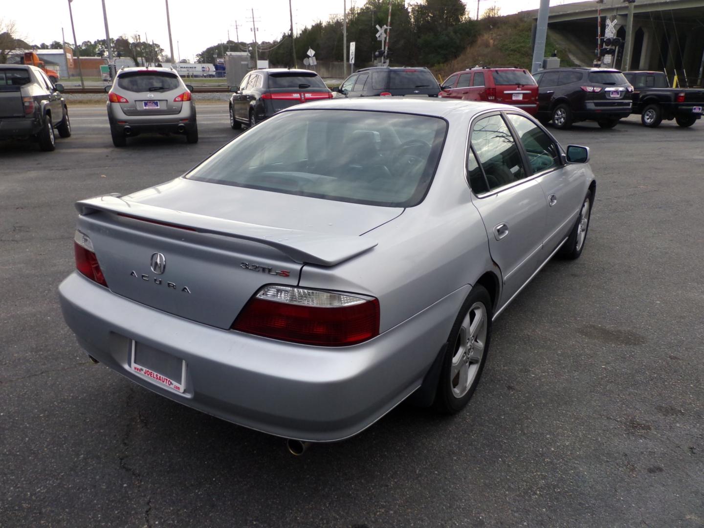 2003 Silver Acura TL (19UUA56873A) , located at 5700 Curlew Drive, Norfolk, VA, 23502, (757) 455-6330, 36.841885, -76.209412 - Photo#10